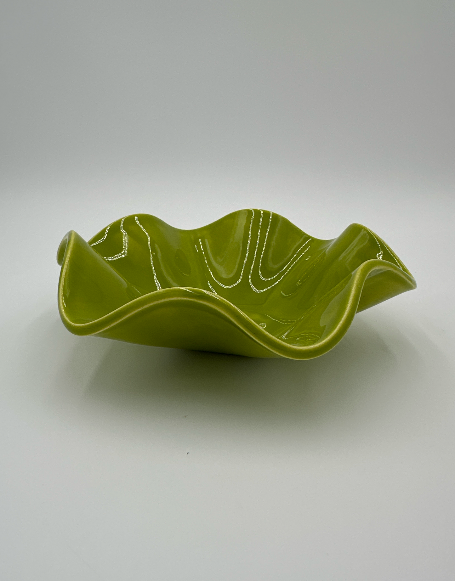 Small Ruffle Bowl - Green