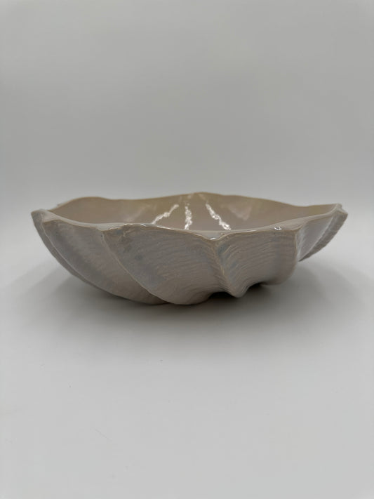 The Aline - Large, Oyster Shell